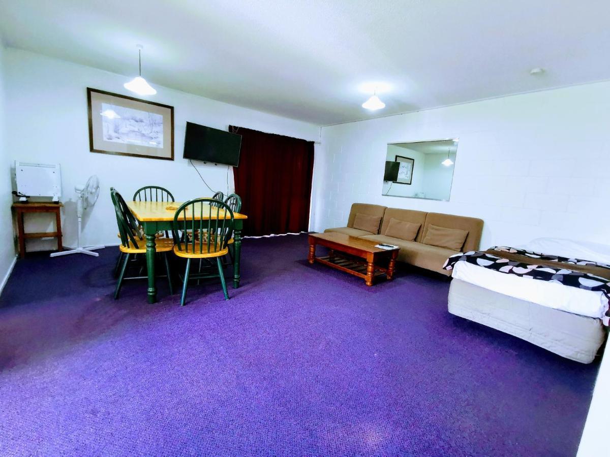Gibson Court Motel Distretto di Distretto di Rotorua Esterno foto
